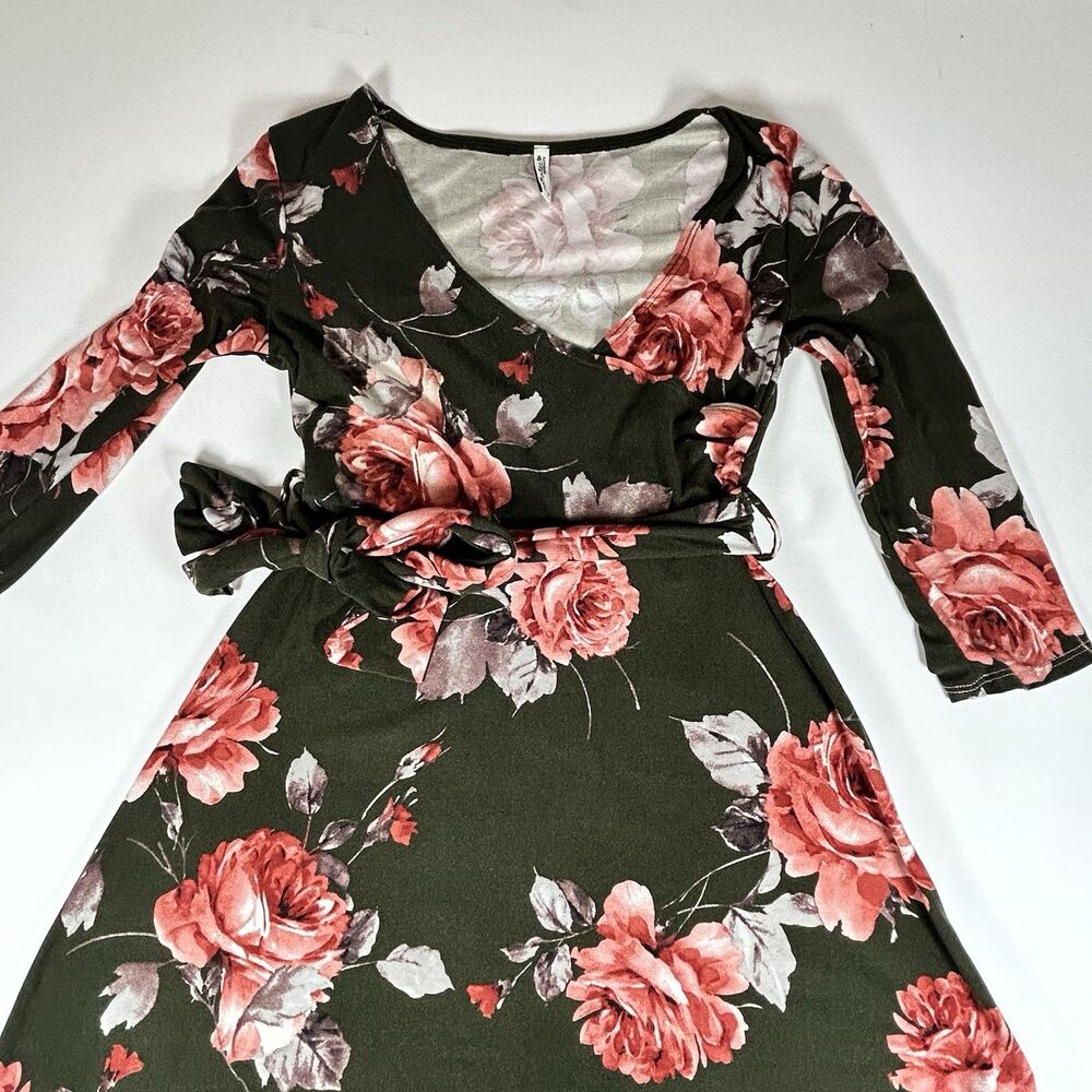 Mother Bee Maternity Green Pink Floral Maxi Dress Soft Stretchy Belted Size Med - Picture 11 of 13